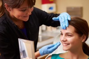 Tampa Cosmetic Botox Patient being examined by a Plastic Surgeon